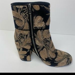 Steve Madden Goldie booties